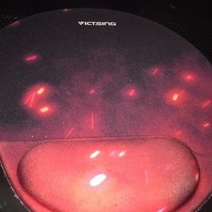 Mouse Track Pad With Hand Rest